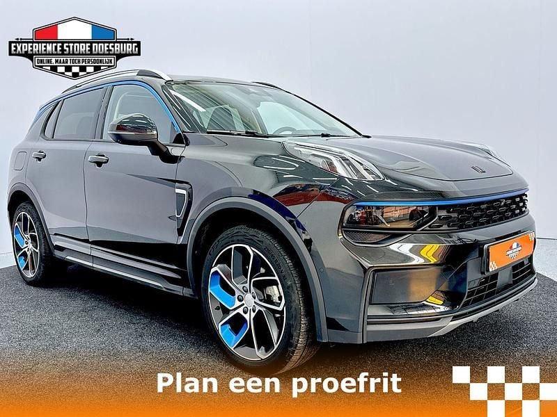 Zwart Gebruikt 2023 Lynk & Co 01 SUV | € 29.000 (Eerlijke prijs) - Afbeelding 1/3