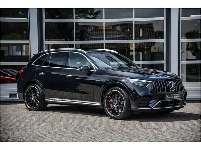 Gebruikt 2024 Mercedes GLC63 AMG AMG SUV | € 134.450 - Afbeelding 1/4
