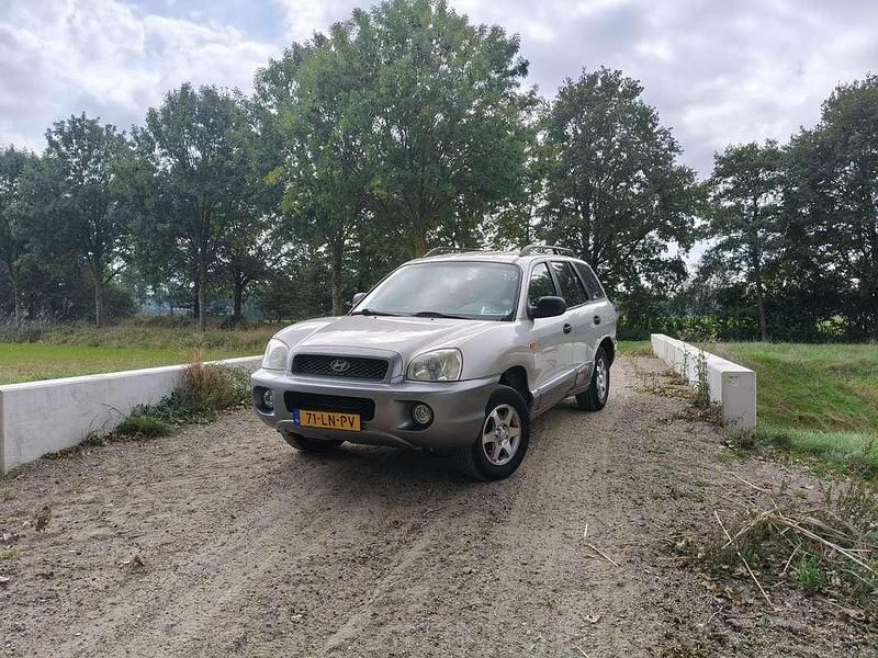 Zilver Gebruikt 2003 Hyundai Santa Fe Edition SUV | € 1.850 - Afbeelding 1/4