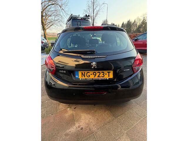 Occasion Peugeot 208 82 PK (60 kW) 2016 Zwart (metallic) Hatchback