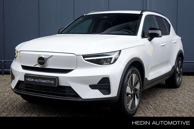 Wit Nieuw 2025 Volvo EX40 Business Edition SUV | € 49.995 - Afbeelding 1/4
