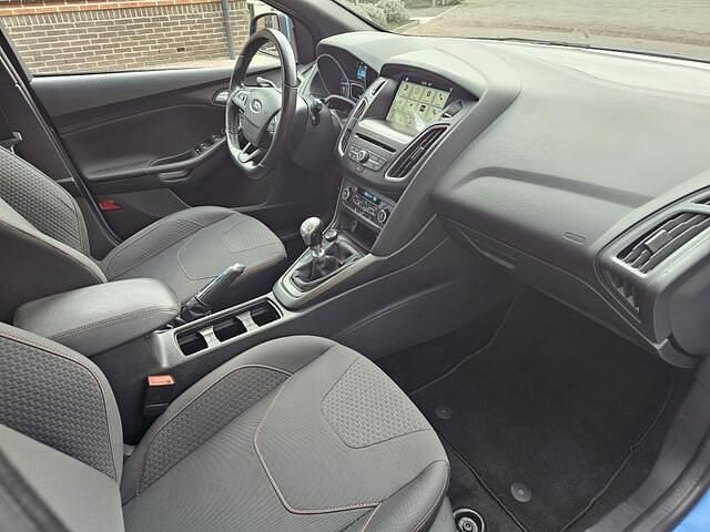 Occasion Ford Focus ST-Line 150 PK (110 kW) 2017 Blauw Hatchback