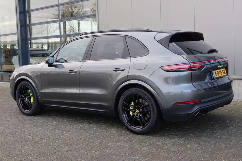 Occasion Porsche Cayenne Platinum Edition 340 PK (250 kW) 2021 Grijs SUV