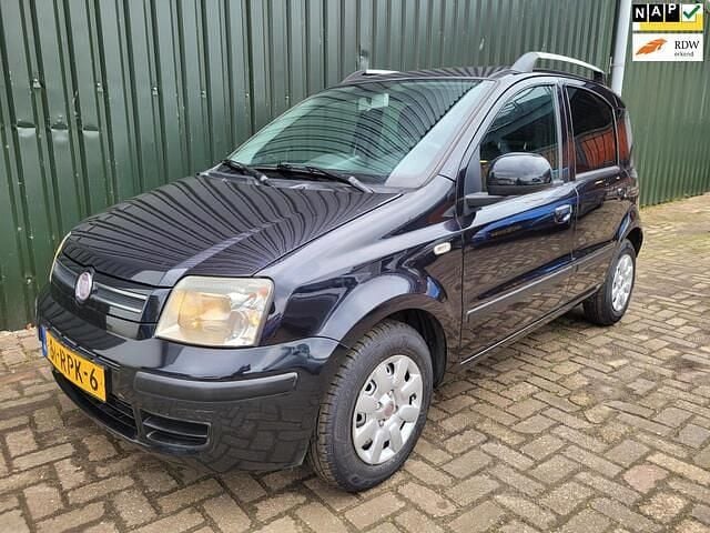 Zwart Gebruikt 2011 Fiat Panda Hatchback | € 2.390 (Eerlijke prijs) - Afbeelding 1/4