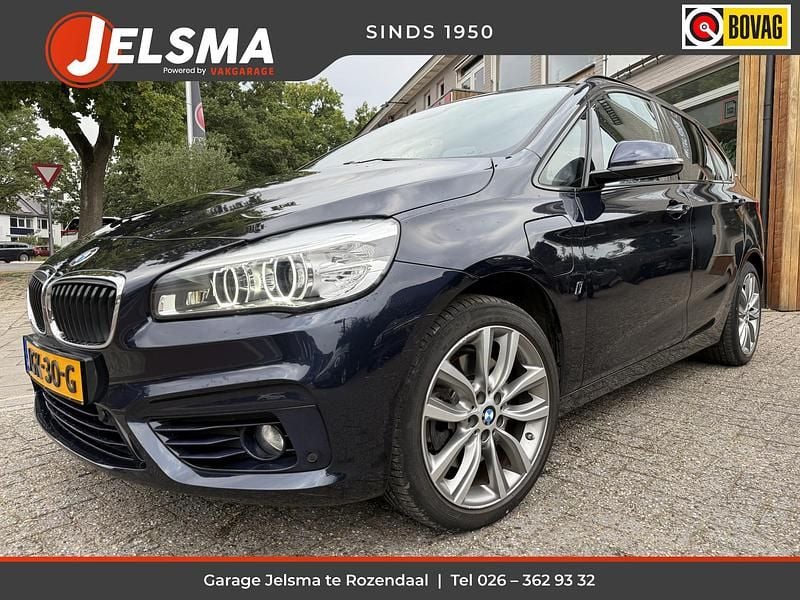 Blauw Occasion 2017 BMW 225 Active Tourer Executive MPV | € 17.500 (Eerlijke prijs) - Afbeelding 1/4