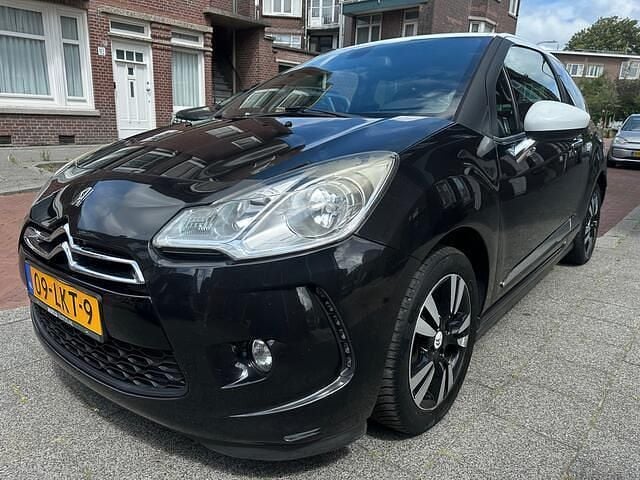 Zwart Gebruikt 2010 Citroën DS3 So Chic Hatchback | € 3.950 (Goede deal) - Afbeelding 1/4
