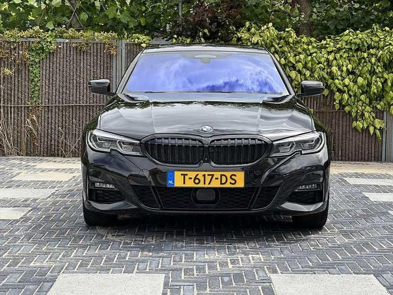 Occasion BMW 330 Executive 292 PK (214 kW) 2020 Zwart Sedan