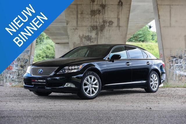 Zwart Gebruikt 2007 Lexus LS600h L President Line Sedan | € 29.750 - Afbeelding 1/4