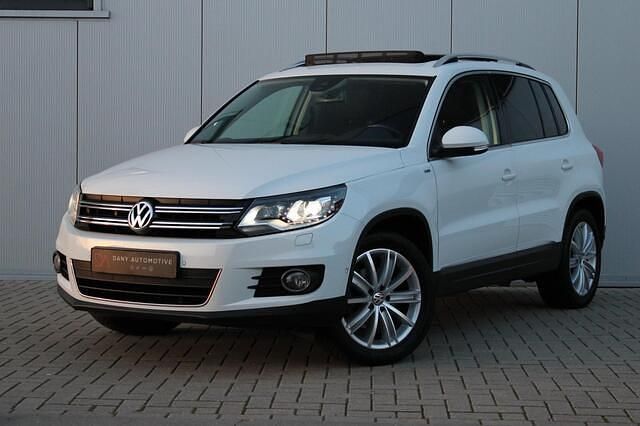 Wit Gebruikt 2015 VW Tiguan Cup SUV | € 14.750 (Eerlijke prijs) - Afbeelding 1/4