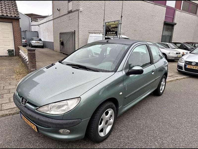 Occasion Peugeot 206 60 PK (44 kW) 2001 Sedan