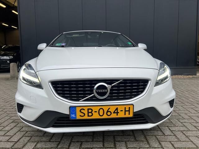 Occasion Volvo V40 R-Design 191 PK (140 kW) 2018 Wit Stationwagen