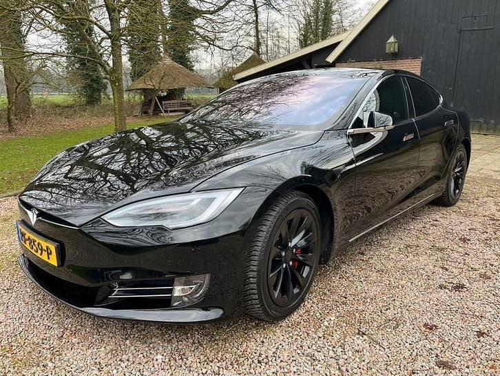 Gebruikt 2017 Tesla Model S Hatchback | € 30.000 (Iets duurder) - Afbeelding 1/4