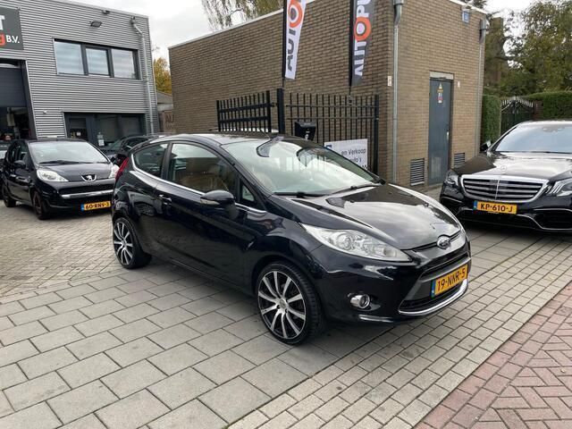 Occasion Ford Fiesta Titanium 82 PK (60 kW) 2010 Zwart Hatchback