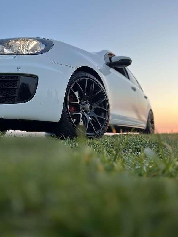 Wit Gebruikt 2009 VW Golf VI GTI Stationwagen | € 6.000 (Goede deal) - Afbeelding 1/4