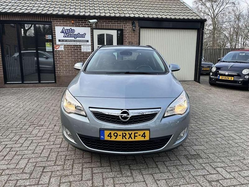 Occasion Opel Astra Edition 120 PK (88 kW) 2011 Grijs Stationwagen