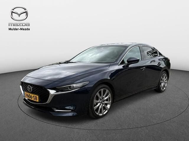 Deep crystal blue metallic (blauw metallic) Gebruikt 2020 Mazda 3 Luxury Sedan | € 19.950 (Goede deal) - Afbeelding 1/4