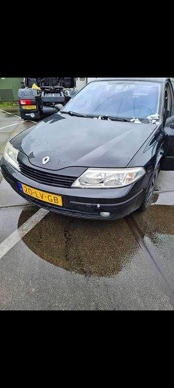 Zwart Gebruikt 2003 Renault Laguna II Authentique Hatchback | € 500 (Super prijs) - Afbeelding 1/4
