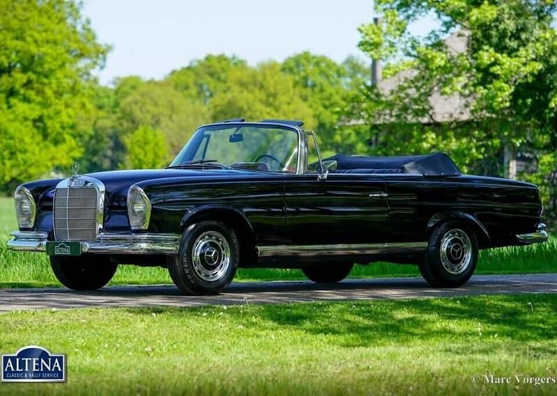 Zwart Gebruikt 1963 Mercedes 220 SE Cabriolet | € 117.500 - Afbeelding 1/4