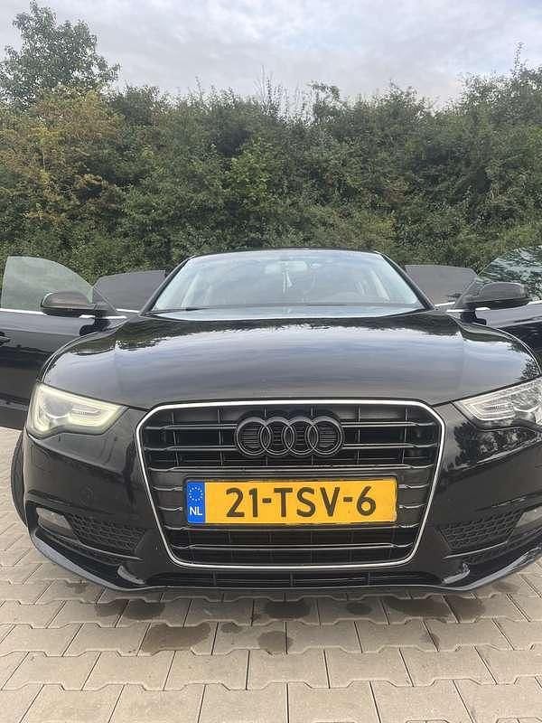 Zwart Occasion 2012 Audi A5 Sportback Hatchback | € 10.500 (Duur) - Afbeelding 1/4