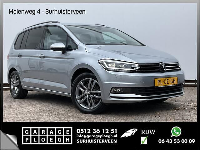 Grijs (metallic) Gebruikt 2025 VW Touran Comfortline MPV | € 41.900 (Eerlijke prijs) - Afbeelding 1/4