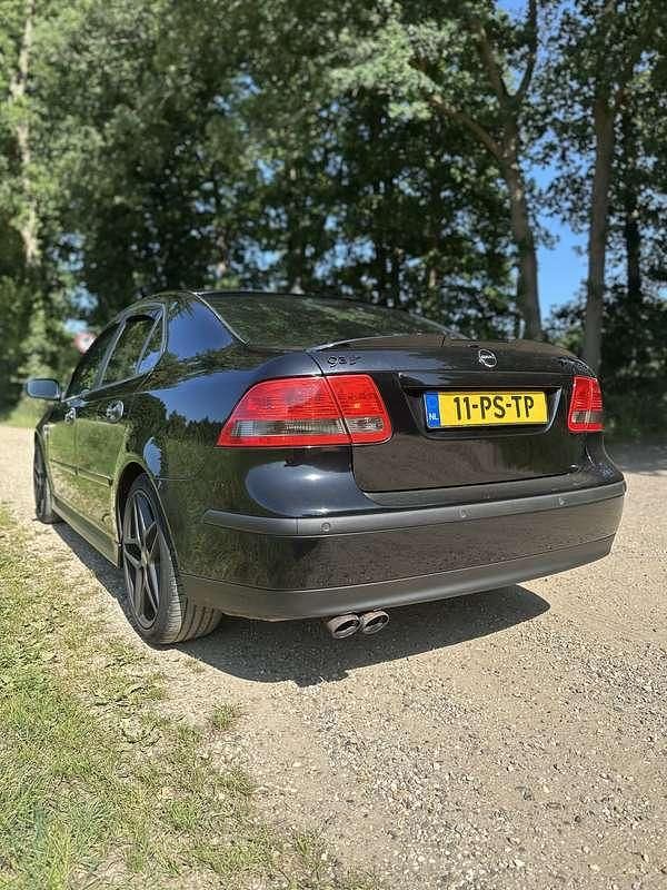 Zwart Gebruikt 2004 Saab 9-3 Linear Sedan | € 2.600 (Super prijs) - Afbeelding 1/4