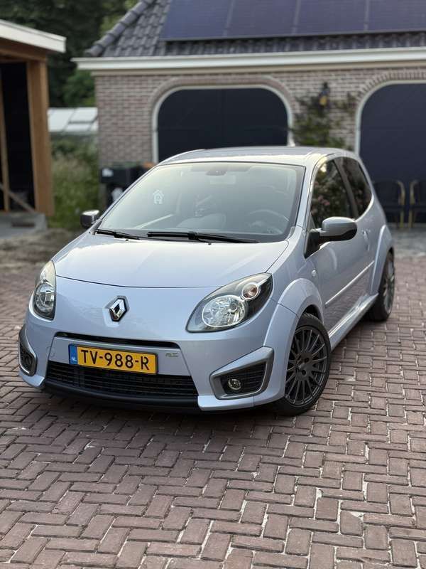 Grijs Gebruikt 2010 Renault Twingo R.S. Hatchback | € 5.850 (Goede deal) - Afbeelding 1/4