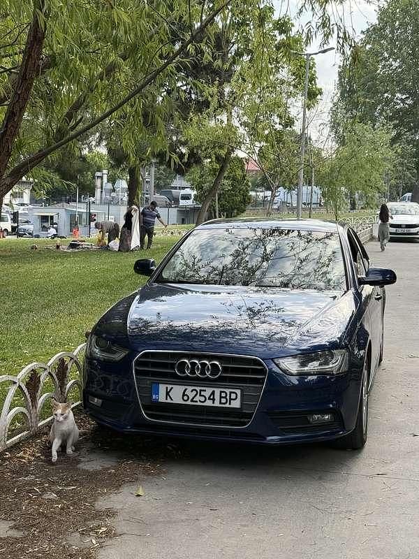 Gebruikt 2012 Audi A4 Ambiente Sedan | € 4.800 - Afbeelding 1/4