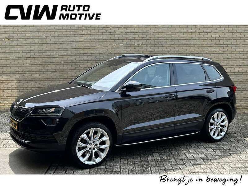 Zwart Gebruikt 2021 Skoda Karoq SUV | € 23.400 (Eerlijke prijs) - Afbeelding 1/4
