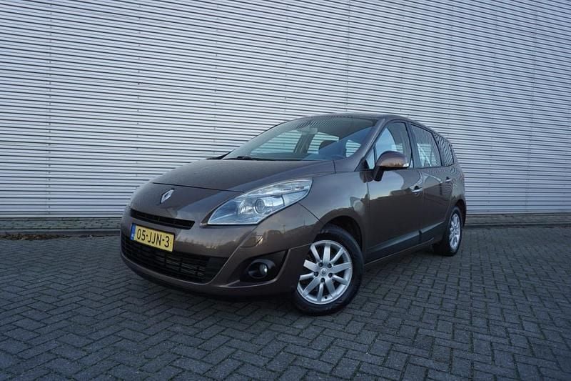 Bruin Gebruikt 2009 Renault Grand Scénic III Expression MPV | € 3.750 (Duur) - Afbeelding 1/4
