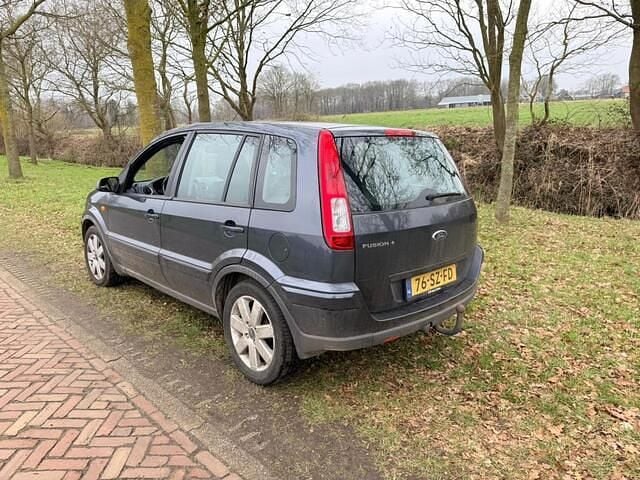 Occasion Ford Fusion Futura 80 PK (58 kW) 2006 Grijs Hatchback