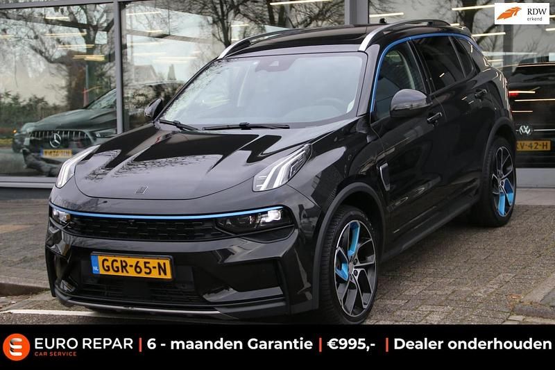 Zwart Gebruikt 2022 Lynk & Co 01 SUV | € 22.995 (Eerlijke prijs) - Afbeelding 1/4