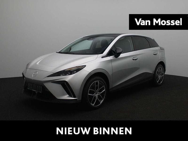 Zilver Nieuw 2025 MG MG4 EV Trophy Hatchback | € 33.145 (Goede deal) - Afbeelding 1/2