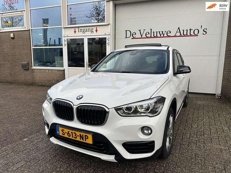 Wit Gebruikt 2016 BMW X1 Executive SUV | € 16.900 (Iets duurder) - Afbeelding 1/4