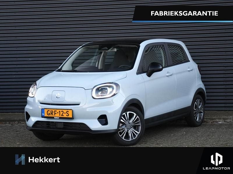 Blauw Nieuw 2024 Leapmotor T03 Hatchback | € 16.995 - Afbeelding 1/4