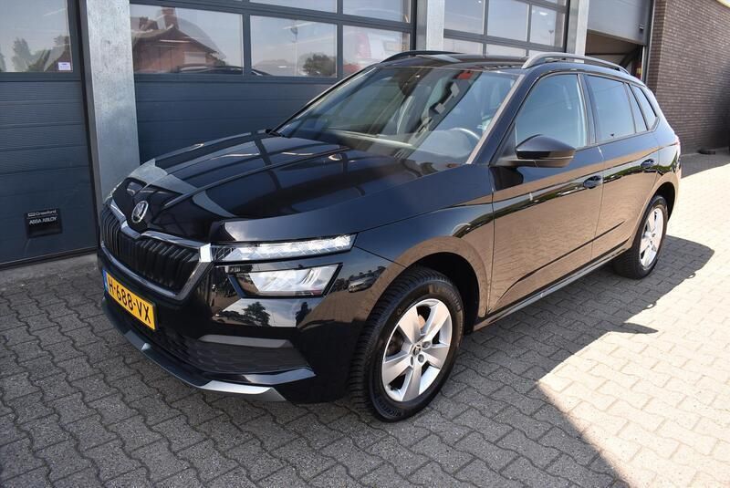 Zwart Gebruikt 2020 Skoda Kamiq Business Line SUV | € 23.385 (Iets duurder) - Afbeelding 1/4