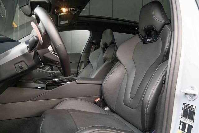 Occasion BMW M5 Comfort Edition 585 PK (430 kW) 2025 Grijs Stationwagen