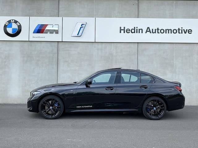 Occasion BMW 320e Executive 165 PK (121 kW) 2025 Zwart Sedan