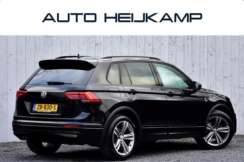 Occasion VW Tiguan Highline 150 PK (110 kW) 2019 Zwart (metallic) SUV