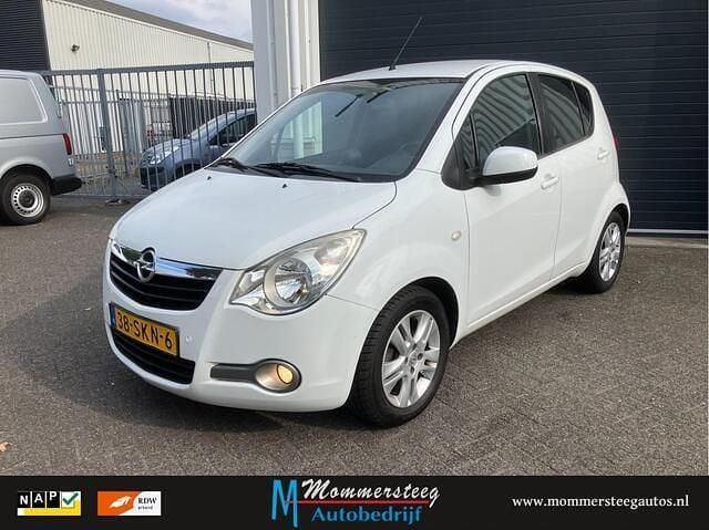 Wit Gebruikt 2011 Opel Agila Hatchback | € 3.990 (Eerlijke prijs) - Afbeelding 1/4