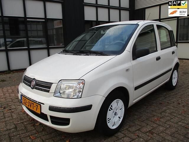 Wit Gebruikt 2009 Fiat Panda Hatchback | € 1.950 (Eerlijke prijs) - Afbeelding 1/4