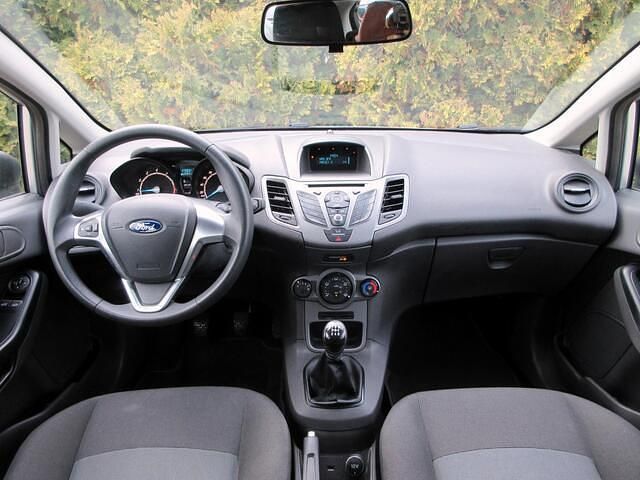 Occasion Ford Fiesta 60 PK (44 kW) 2016 Grijs Hatchback