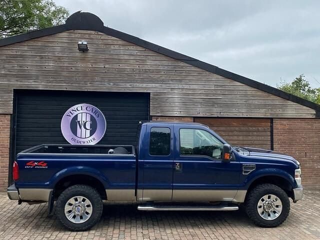 Blauw Gebruikt 2007 Ford F250 Pickup | € 19.950 - Afbeelding 1/4