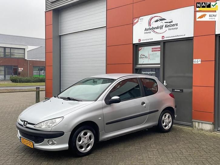 Occasion Peugeot 206 109 PK (80 kW) 2003 Grijs Hatchback