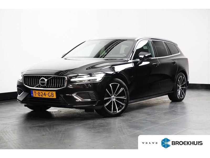Zwart Occasion 2023 Volvo V60 Core Stationwagen | € 38.945 (Goede deal) - Afbeelding 1/4