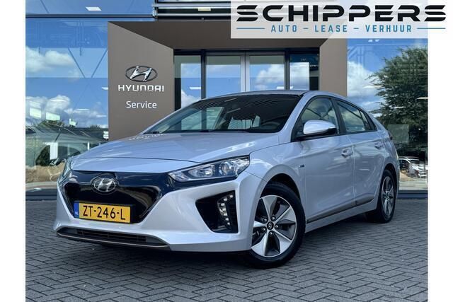 Grijs, metallic lak Gebruikt 2019 Hyundai Ioniq Comfort Sedan | € 13.900 (Goede deal) - Afbeelding 1/4