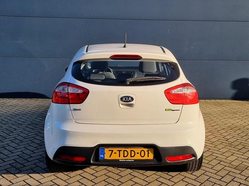 Occasion Kia Rio Comfort 2014 Wit Hatchback
