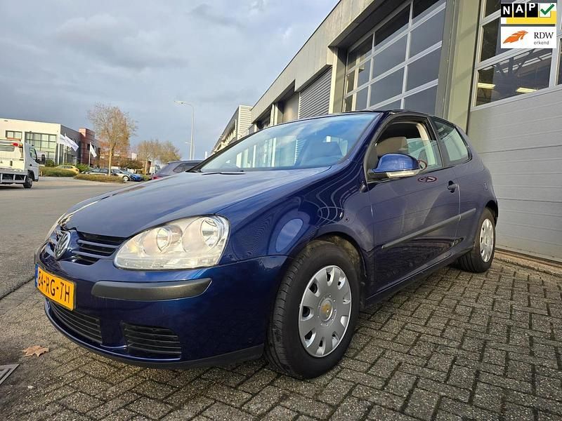 Occasion VW Golf IV Trendline 102 PK (75 kW) 2005 Blauw Hatchback