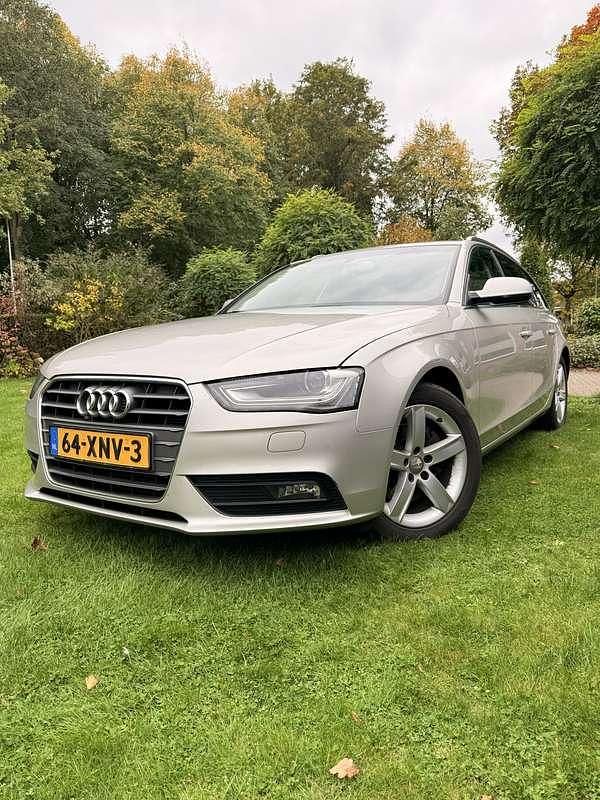 Grijs Occasion 2012 Audi A4 Proline Stationwagen | € 5.999 (Eerlijke prijs) - Afbeelding 1/4