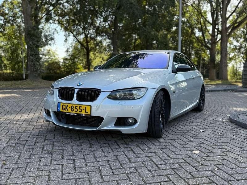Zilver Gebruikt 2006 BMW 335 M Sport Coupé | € 13.500 - Afbeelding 1/4