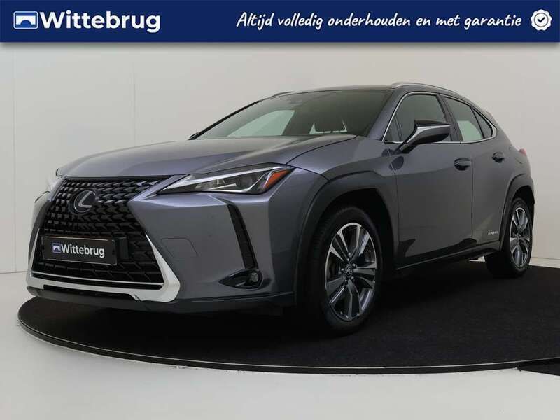 Grijs, metallic lak Gebruikt 2019 Lexus UX Business Edition SUV | € 25.925 - Afbeelding 1/3